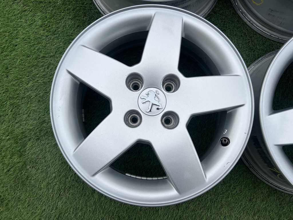 4x108 15" Peugeot gyári alufelni 6Jx15h2 ET23 2. kép