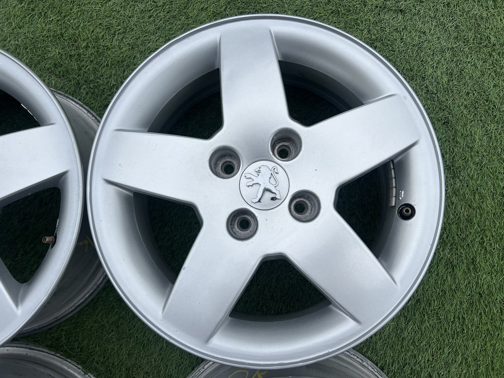 4x108 15" Peugeot gyári alufelni 6Jx15h2 ET23 4. kép