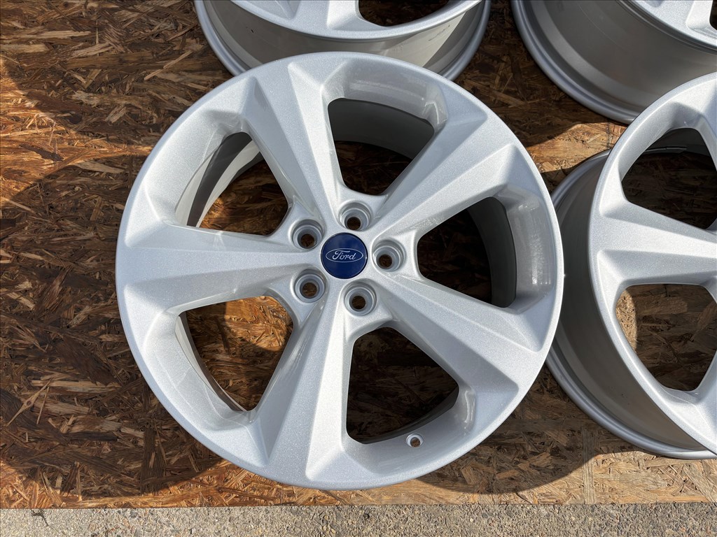 Ford Kuga 19" 5x108 gyári alufelni eladó 19 coll Mondeo Smax Focus 1. kép