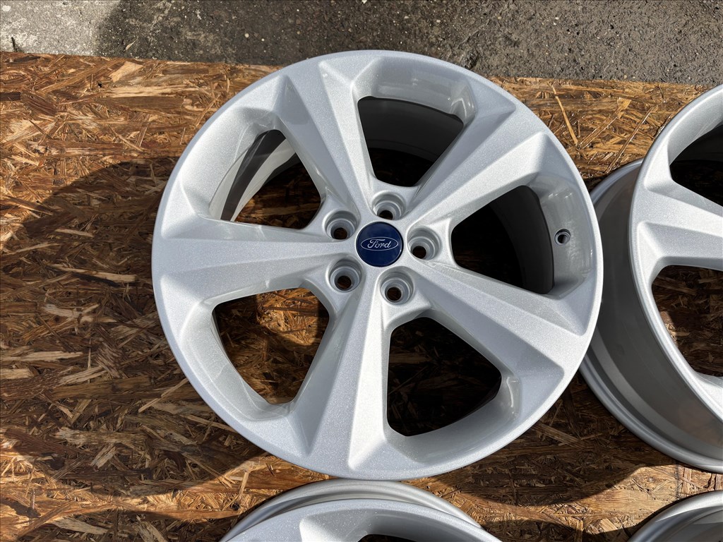 Ford Kuga 19" 5x108 gyári alufelni eladó 19 coll Mondeo Smax Focus 3. kép