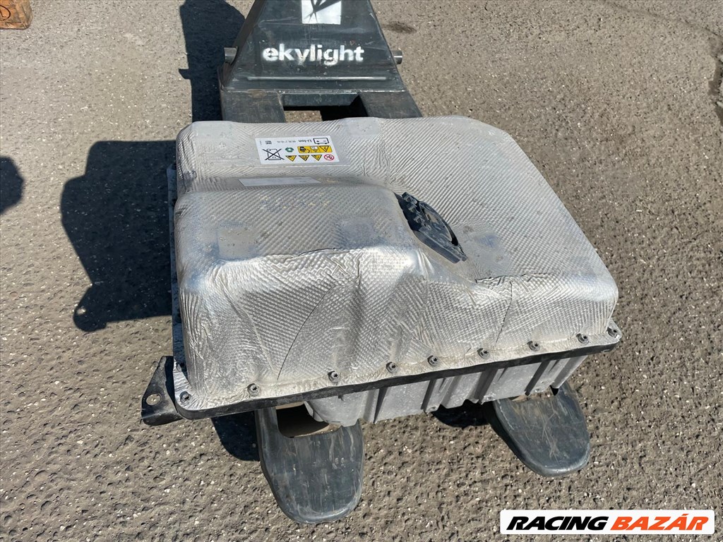 BMW X1 (F48) xDrive 25e Plug-in-Hybrid 220 LE hybrid akkumulátor  61257935211 3. kép