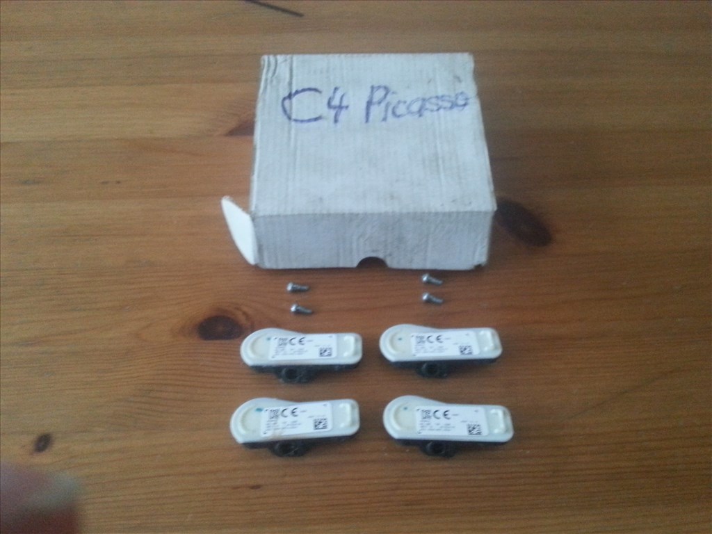 Citroen C4 Picasso keréknyomás mérő szenzor TPMS 2. kép