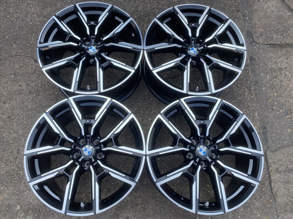 4db gyári 19" BMW 4 i4 G26 Styling 859M alufelni. (4079) 1. kép