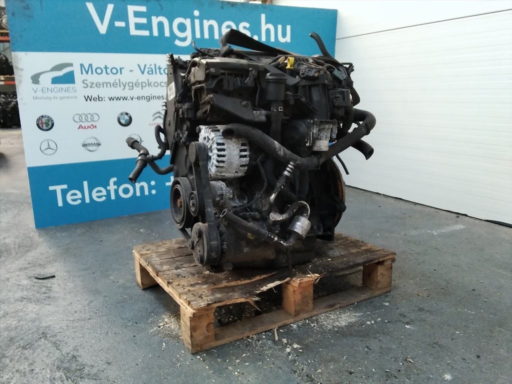 Ford UFWA bontott motor  3. kép