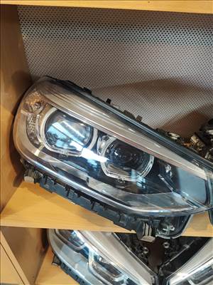 BMW X3 X4 jobbos LED fényszóró  8496818