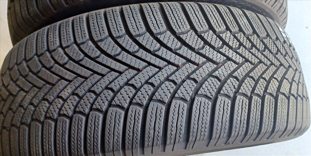 Bridgestone Blizzak6 235/55 R19 téli gumik 2db 1. kép