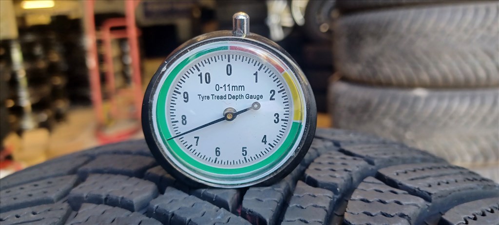 Bridgestone Blizzak6 235/55 R19 téli gumik 2db 3. kép