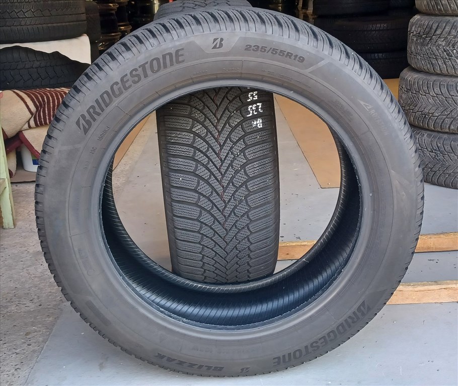 Bridgestone Blizzak6 235/55 R19 téli gumik 2db 4. kép