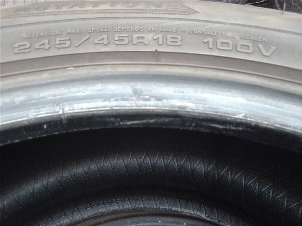  245/45R18 Dunlop Winter Sport5 téli gumi 2 db 4. kép