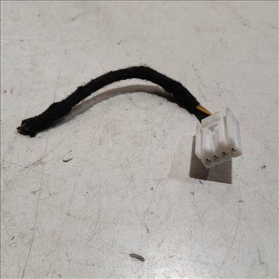 208484 Alfa Romeo Giulietta 2010-2020 bal hátsó belső lámpa, elektromos csatlakozó 50531133