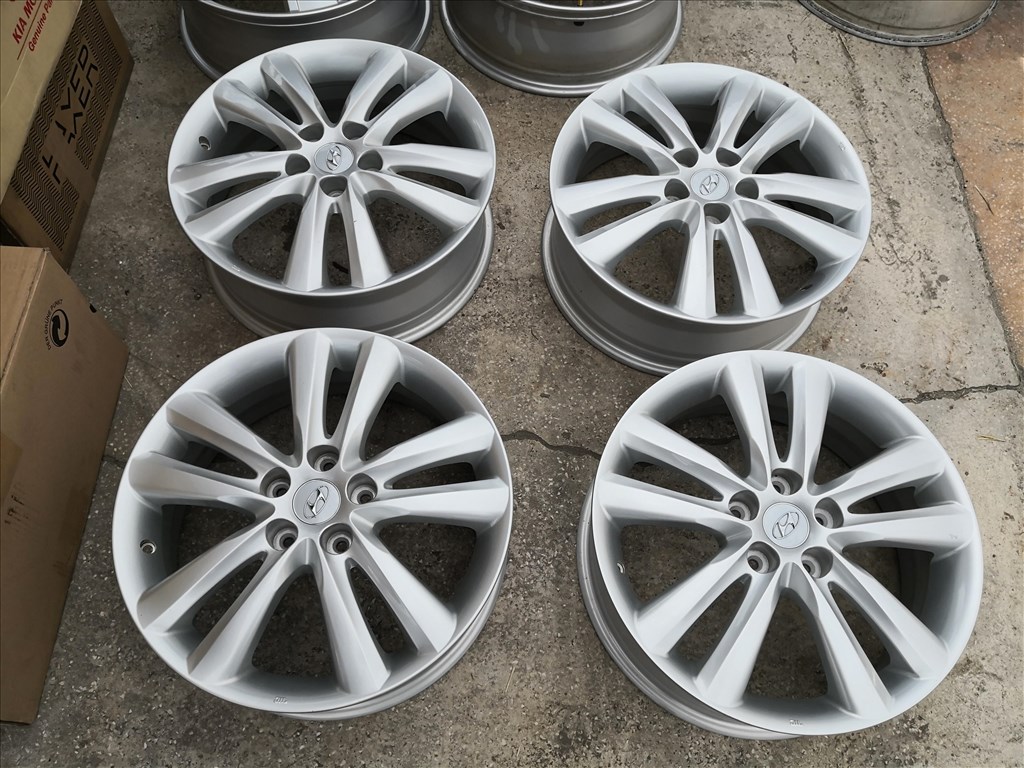 5x114,3 18 Gyári Hyundai alufelni 150000ft a 4db/26/ 5. kép