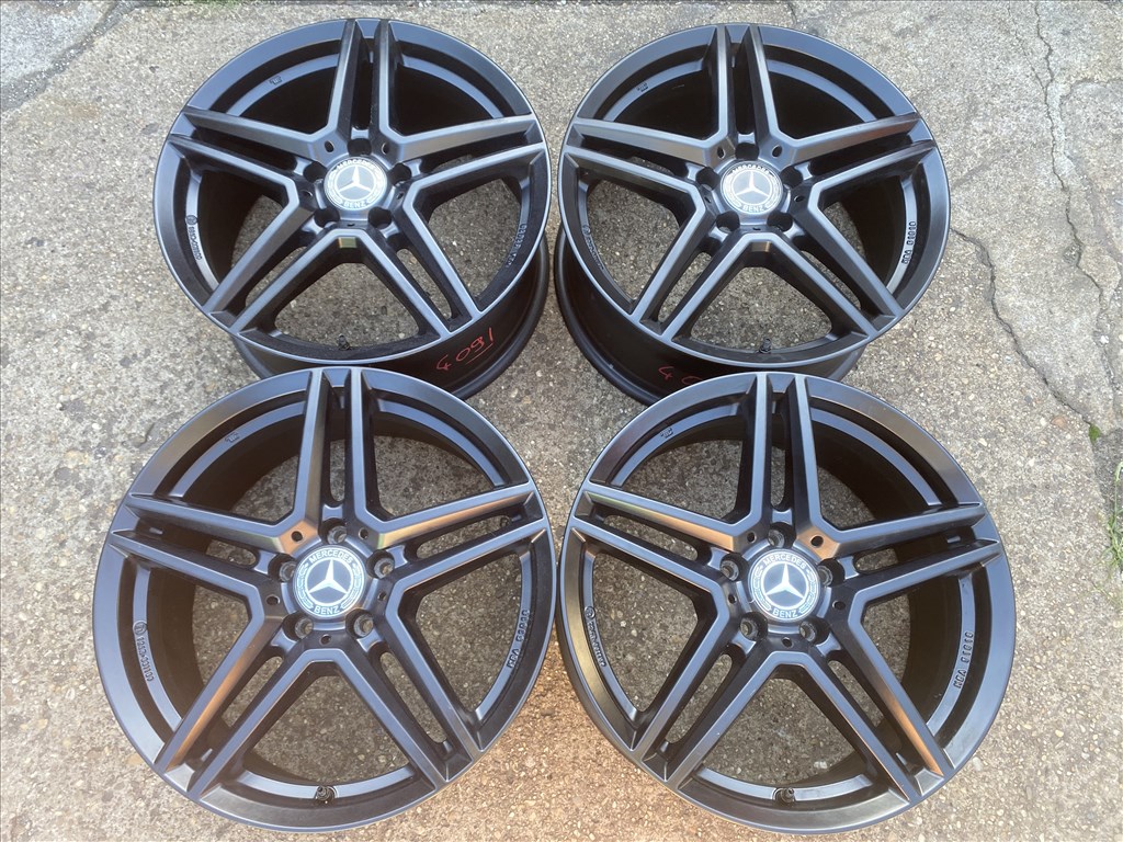 4db Uniwheels 18" Mercedes-Benz alufelni. (4091) 1. kép