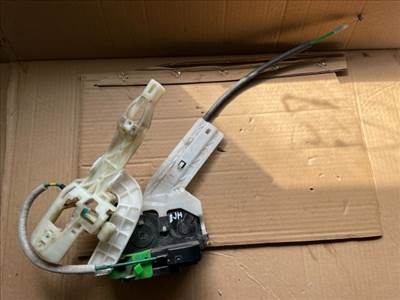 Hyundai i40 jobb hátsó ajtózár 