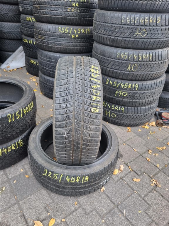  225/4018" használt Falken Eurowinter HS449 téli gumi 2db  3. kép