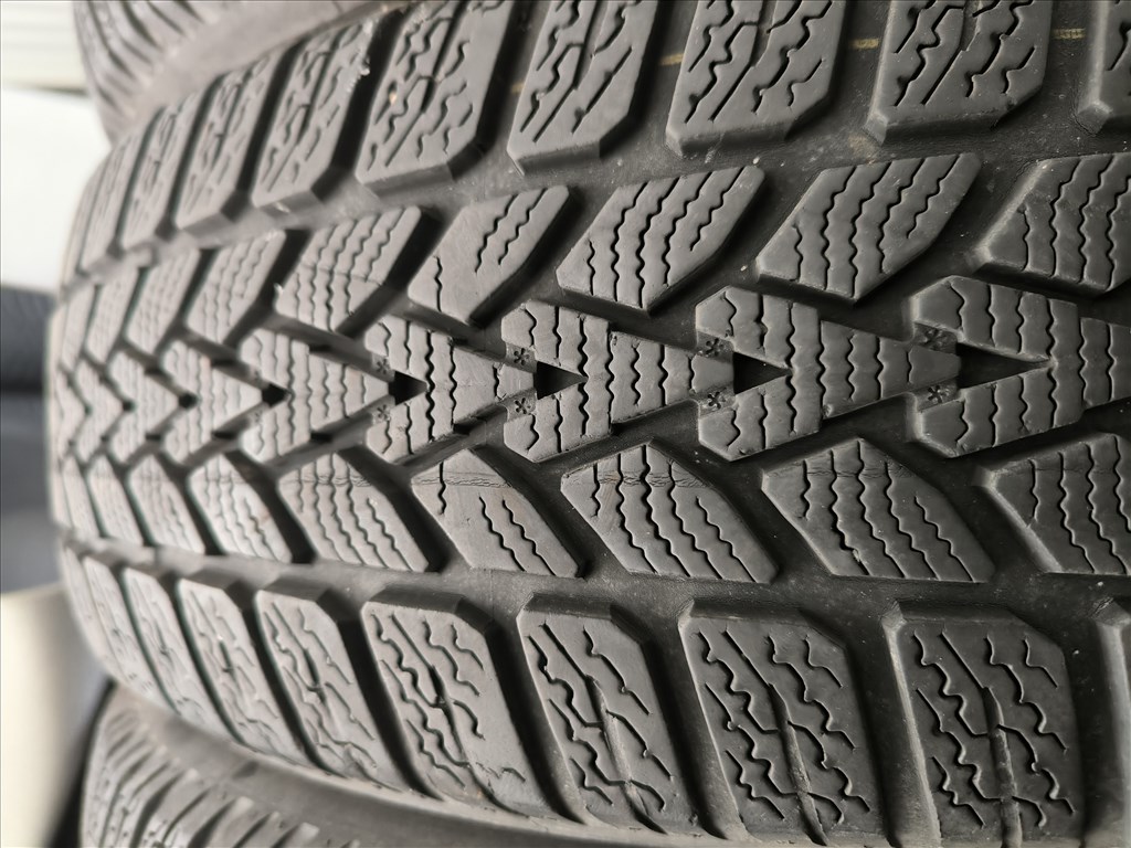  195/6515" újszerű Dunlop téli gumi gumi 3. kép