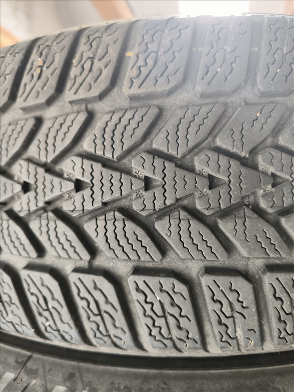  195/6515" újszerű Dunlop téli gumi gumi 8. kép