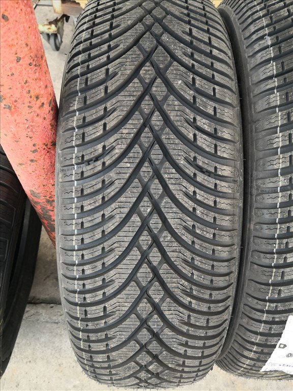 205/55 R19 ÚJ!! Kleber téli gumi 99000ft a 4db/116/ 1. kép