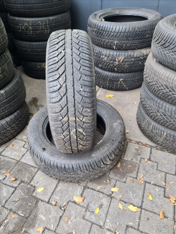  225/6517" újszerű Semperit Master-grip 2 téli gumi 2db  3. kép