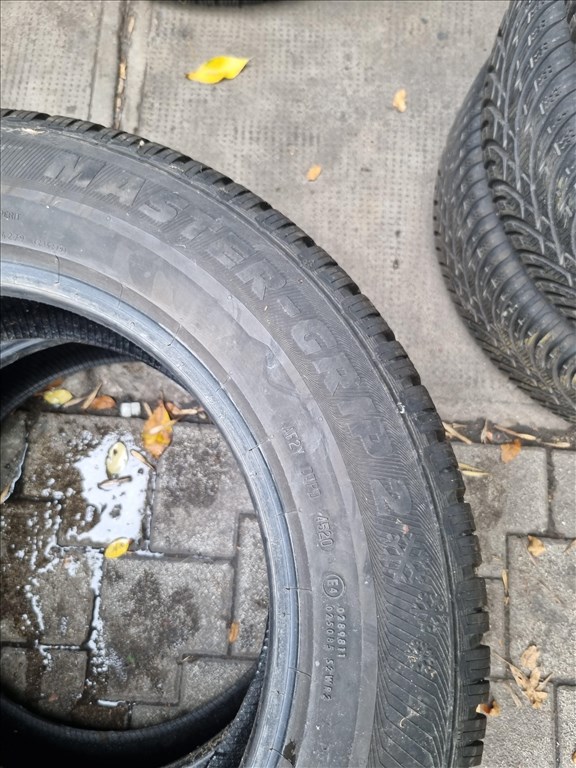  225/6517" újszerű Semperit Master-grip 2 téli gumi 2db  6. kép