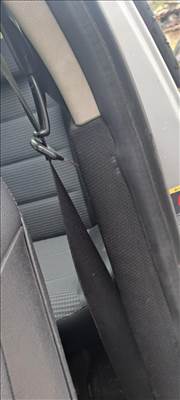 Mercedes A-osztály W169 bal első biztonsági öv 3 ajtósé