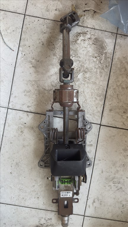 Audi / VW gyári kormányoszlop eladó  1. kép