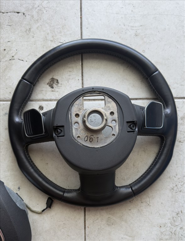 Audi S5 multikormány F1 váltó légzsákkal 62280182a 5. kép