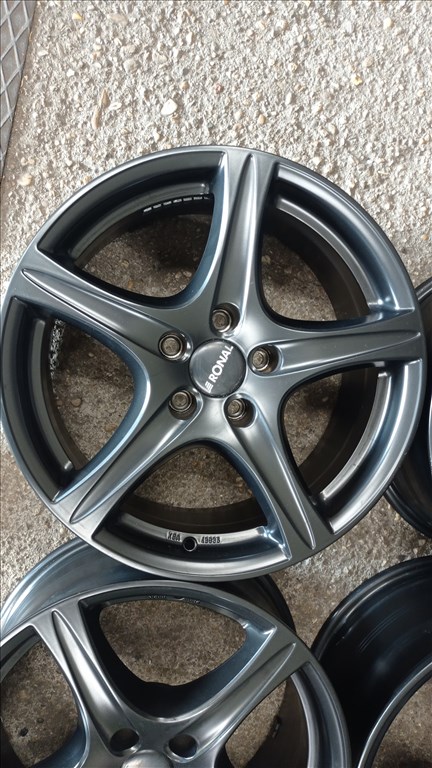  5x112 lyukosztású 8JJ 17" használt RONAL alufelni 5. kép