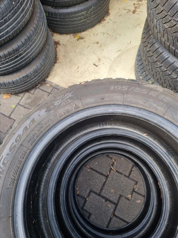  195/5516" újszerű Toyo Tires Observe S944 téli gumi 4db  5. kép