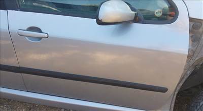 Peugeot 307 Jobb első ajtó