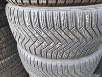  245/55/19"  Laufenn téli gumi 