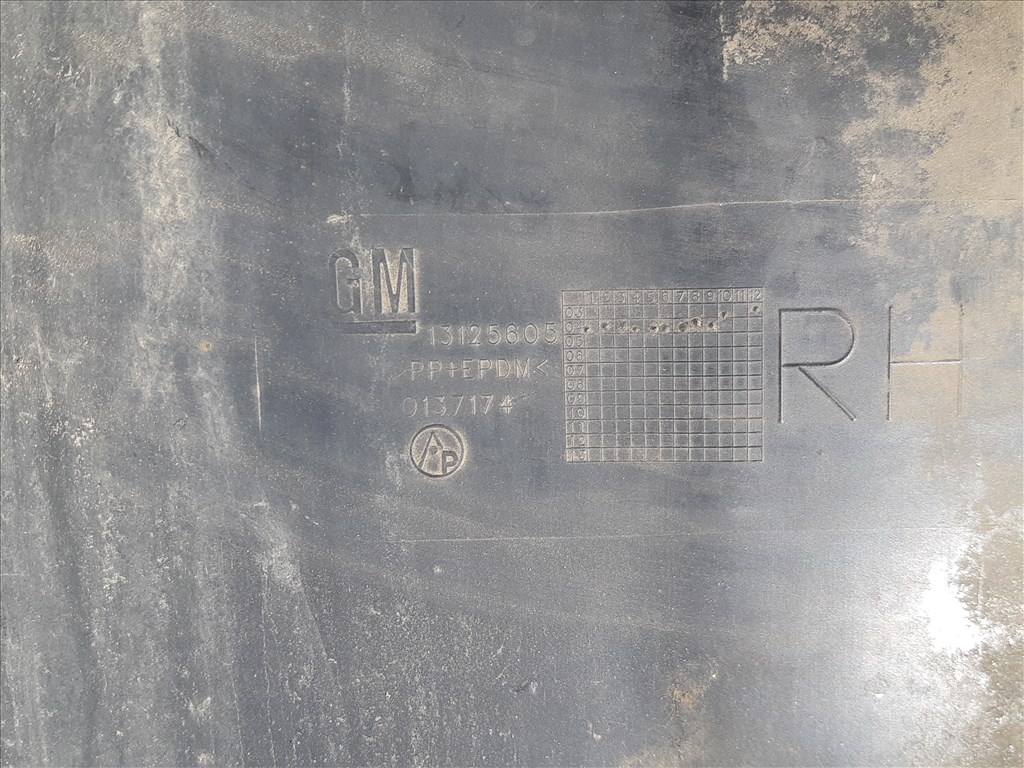 Bontásra: Opel Astra H Enjoy 1.6 benzin, jobb első sárvédő dobbetét  13125605 w0l0ahl4858011047 2. kép
