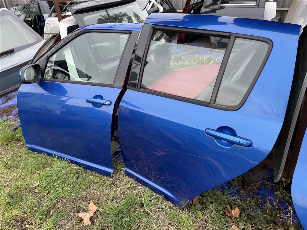 Suzuki swift III oldal ajtó + üveg 2007 2. kép