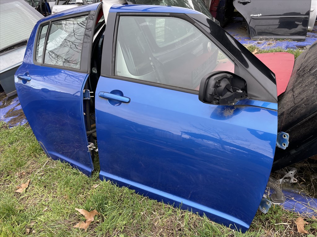 Suzuki swift III oldal ajtó + üveg 2007 3. kép