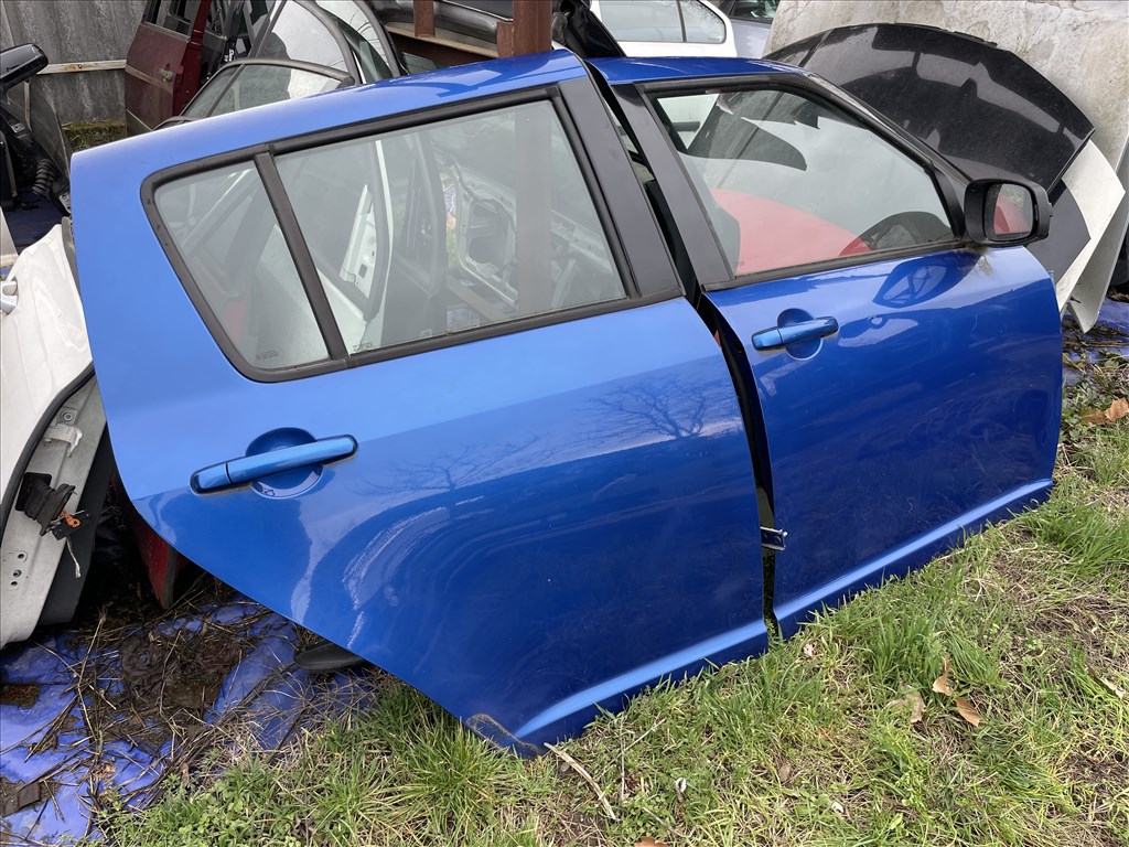 Suzuki swift III oldal ajtó + üveg 2007 4. kép