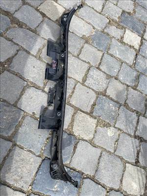 BMW 3-as sorozat E90, E91, E92, E93 lökhárító alatti műanyag