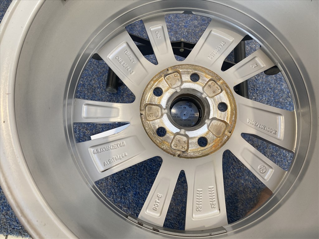 (3757) Volkswagen 16 gyári alufelni felni, 5x112, Golf Caddy Touran 2. kép