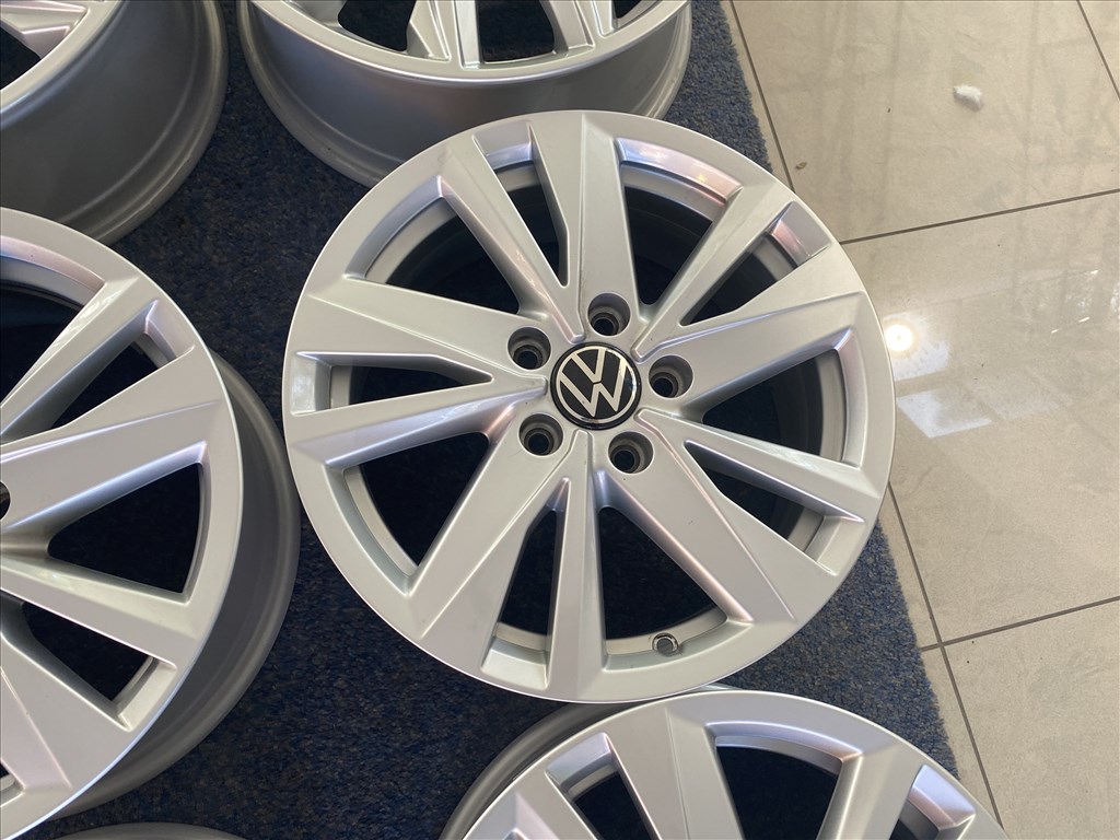 (3757) Volkswagen 16 gyári alufelni felni, 5x112, Golf Caddy Touran 6. kép