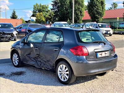 Bontásos: TOYOTA AURIS 2.0 D-4D 2007es Executive csonkállvány / db.  43410 sb1kd56e90f017409