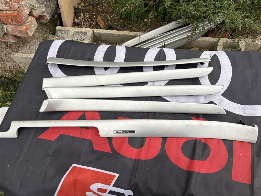 Audi A4 (B6/B7) Szálcsiszolt díszléc, belső műszerfal dekor  1. kép