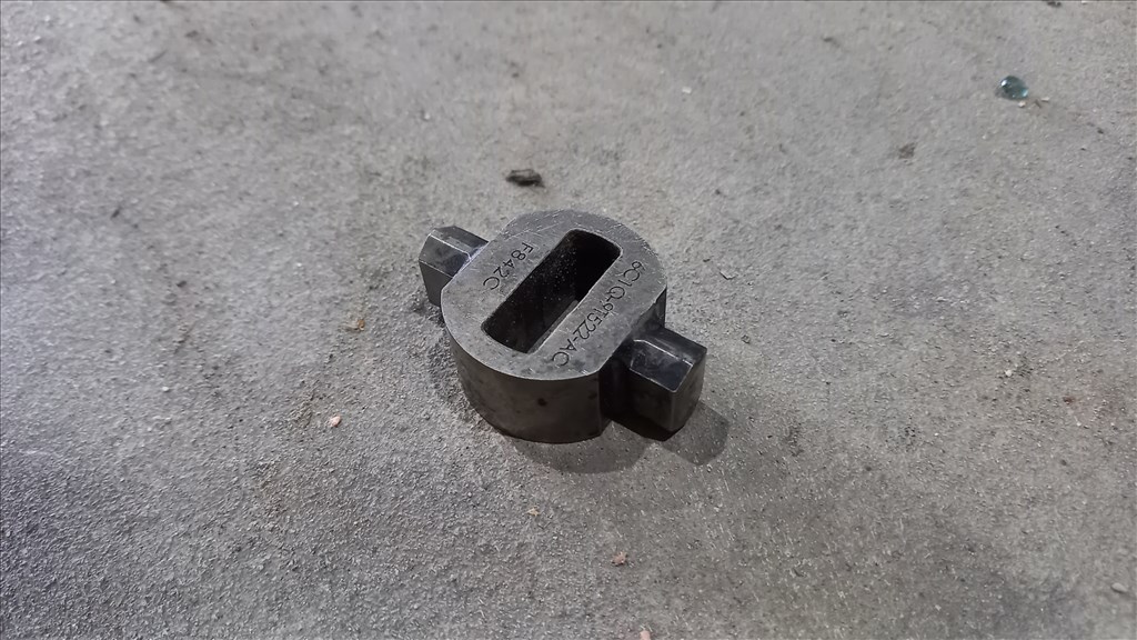 Ford Transit Tranzit MK7 2.2 Nagynyomású szivattyú hajtó tengely 4482 6c1q9t522ac 4. kép