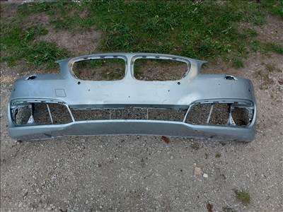 BMW 5-ös sorozat F10 lci, F11 lci első lökhárító. Facelift, radaros