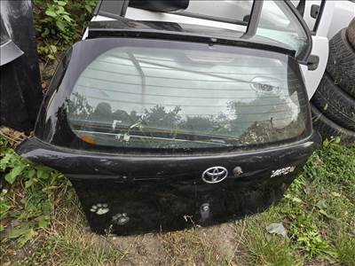 Toyota Yaris (XP10) Csomagtérajto kompletten