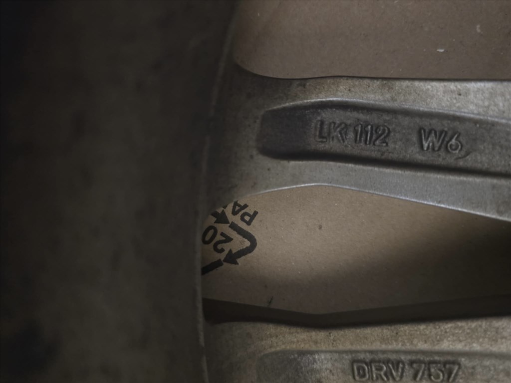  5x112 lyukosztású 7,5JJ 17" újszerű Alutec alufelni 2. kép