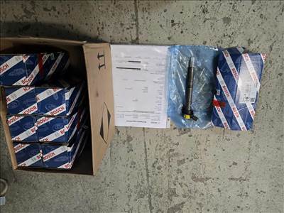 Audi A8 (D4 - 4H), Audi Q7 (4L), Volkswagen Touareg II, Porsche Cayenne II Porlasztó szett 057130277am