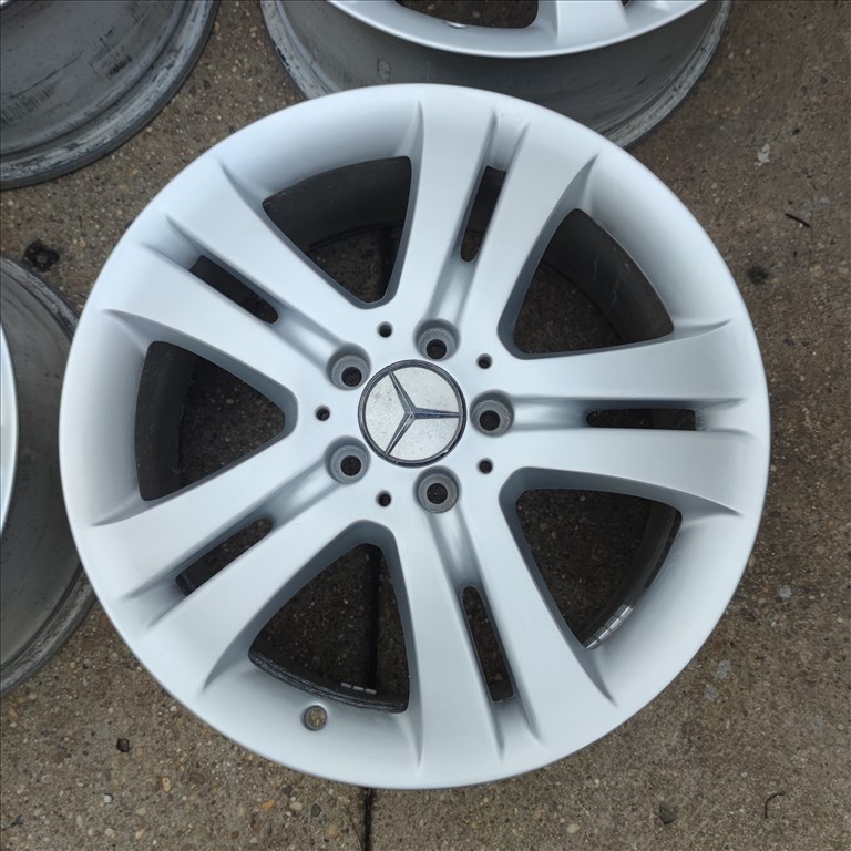 5x112 18 Gyári Merci alufelni 99000ft a 4db/262/ 1. kép