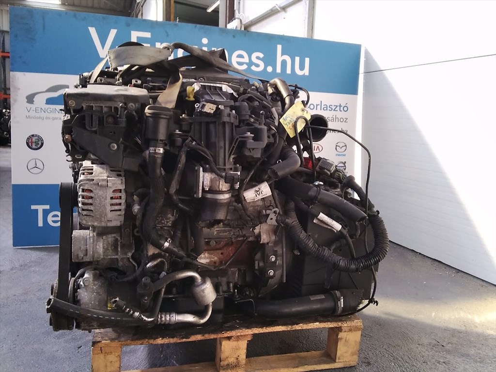 Ford TXDB bontott motor  1. kép
