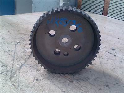 VOLKSWAGEN GOLF IV. Vezérműkerék