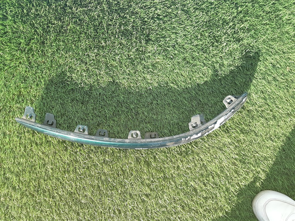 Bontásra: Opel Astra H Enjoy 1.6 benzin, hátsó lökhárító bal oldlai díszléc, lökhárító ív  13122009 375768302 2. kép