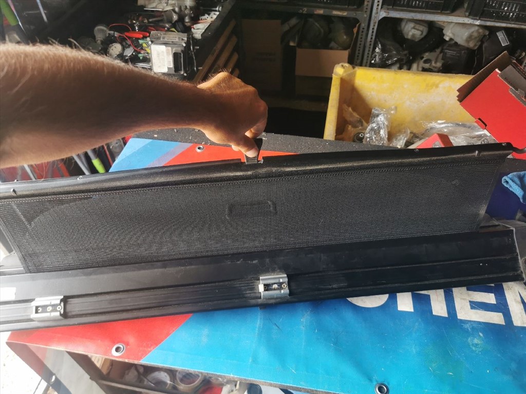 Audi A4 (B6/B7) Avant 2.0 TDI AUDI A4 B7 Csomagtér Roló  8e986355394h 3. kép