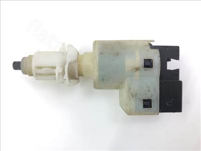 Féklámpa kapcsoló - MAREA, JUMPER, TEMPRA, DAILY, DELTA, GTV - BO.46543839, 46530958 -  - Bontott Alfa  46543839